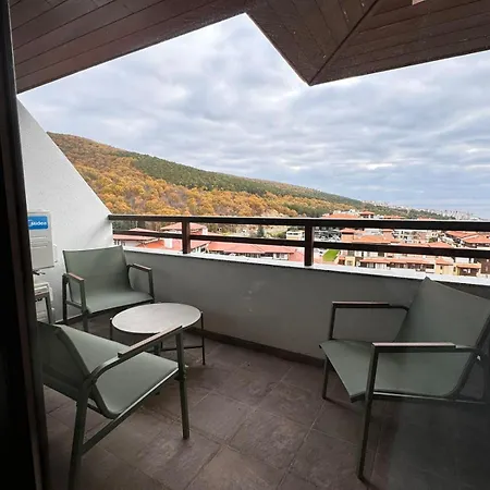 Etara Iv Apartment *